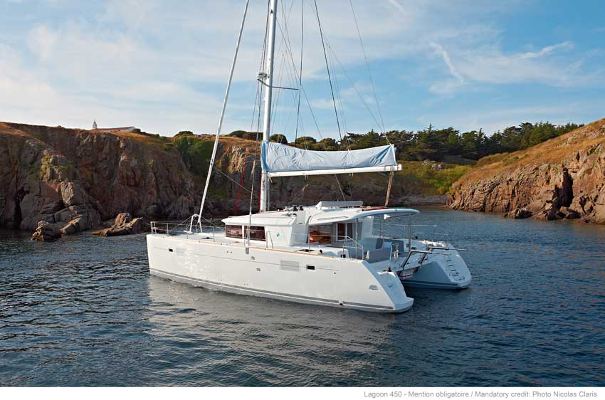 Yachtcharter lagoon450F 4cab top