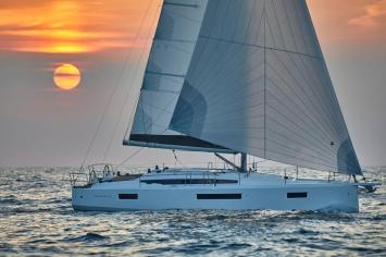 Sun Odyssey 410 Top Bild