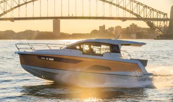Sealine C330 Top Bild