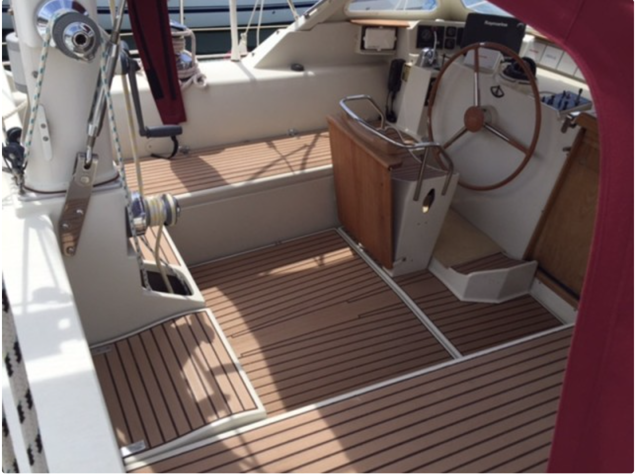 Amel-Super-MAramu-Plicht Auenansicht