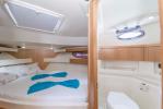 Yachtcharter Adriana36 Mira 18