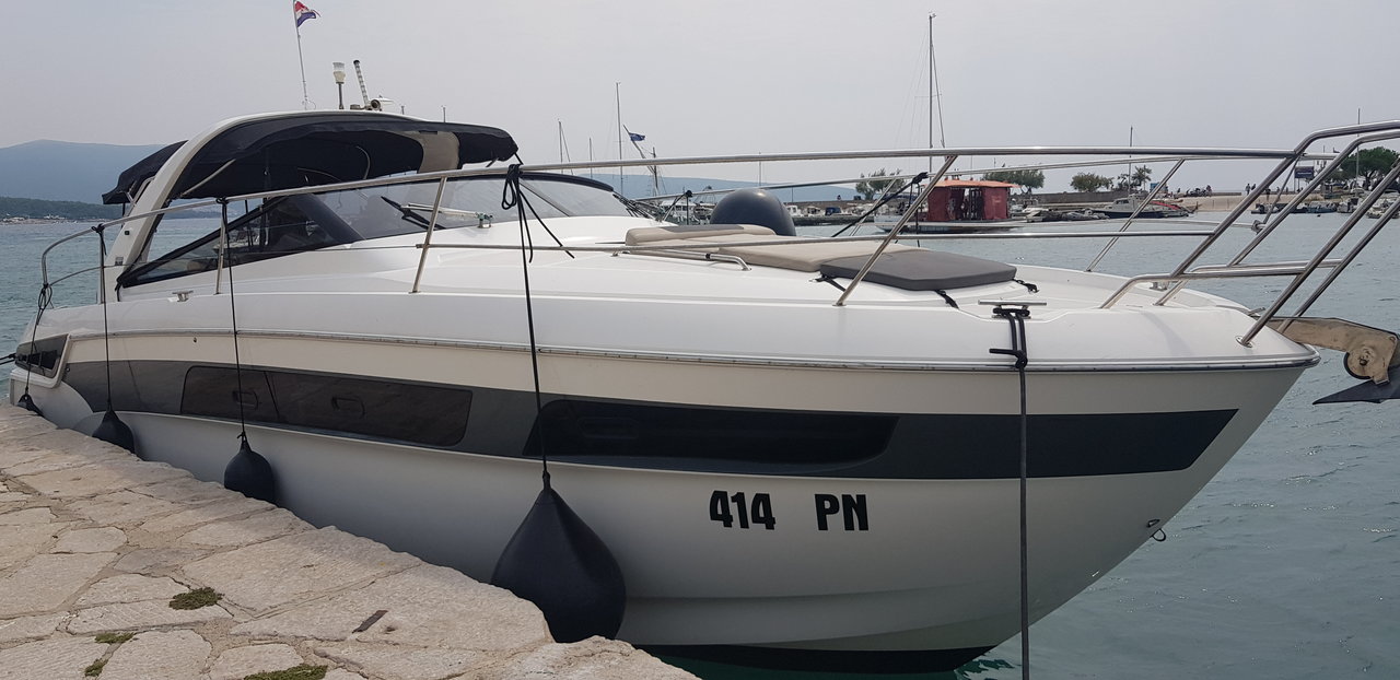 Yachtcharter BavariaS40Open Rhea