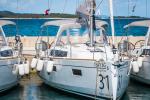 Yachtcharter Oceanis38 Gang of Four 7