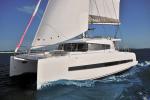 Yachtcharter BALI 41 4cab side