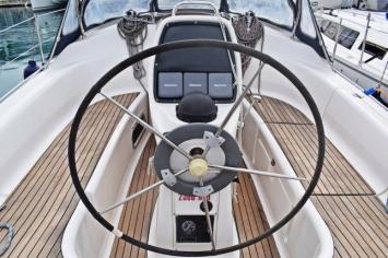 Bavaria 33 Auenansicht