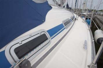 Bavaria 33 exclusive Auenansicht