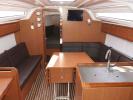 Yachtcharter Bavaria 37 cruiser 2cab kitchen