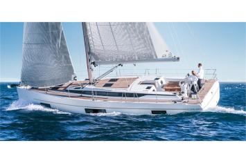 Bavaria C45 Auenansicht