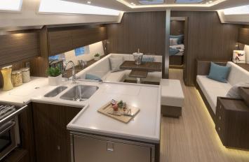 Bavaria Cruiser 50 Avantgarde Innenansicht