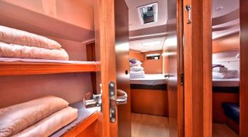 Bavaria Cruiser 51 Style Innenansicht