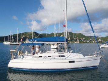 Oceanis 321 Auenansicht