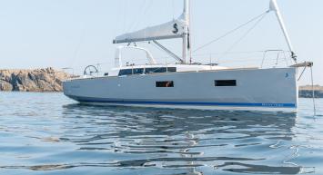 Oceanis 38 Auenansicht