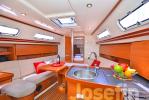 Yachtcharter Hanse325 16
