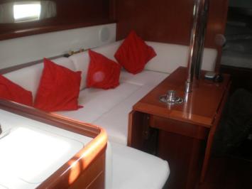 Oceanis 34 Innenansicht