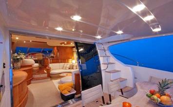 Azimut62Fly-2 Innenansicht