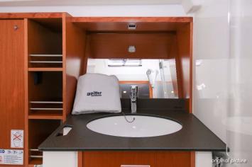 BavariaCruiser41S-3 Innenansicht