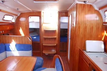 Bavaria39Cruiser-5 Innenansicht