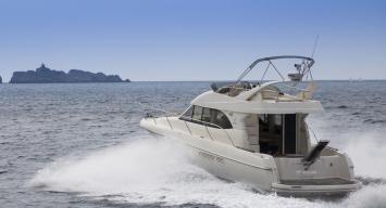 JeanneauPrestige36Fly Innenansicht