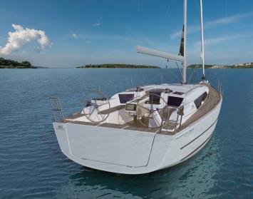 Dufour360GL-4 Innenansicht