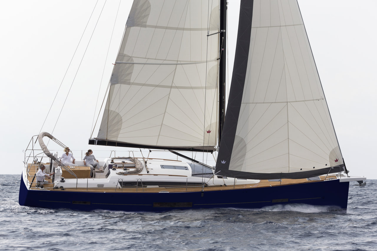Yachtcharter Dufour520GrandLarge 2