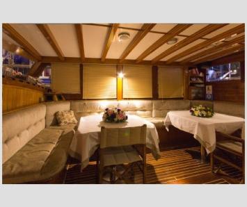 Bibi Aysegul Innenansicht