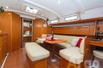 Yachtcharter Cyclades43 27