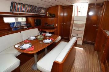 Oceanis461-7 Innenansicht