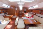 Yachtcharter Oceanis54 17