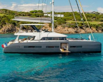 Lagoon Seventy 7 Au�enansicht