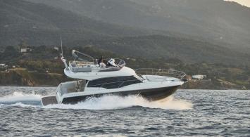 Prestige 420 Fly Auenansicht