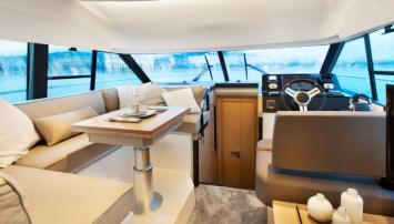 Prestige 420 Fly Innenansicht