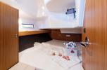 Yachtcharter Bavaria Cruiser 37 3cab cabin