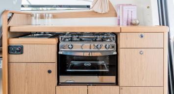 Antares 32 Fly Innenansicht