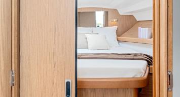 Antares 32 Fly Innenansicht