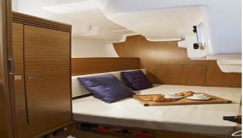 Sun Odyssey 30i Innenansicht