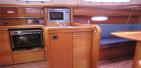 Yachtcharter Bavaria Cruiser 34 2 cab Pantry