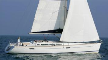 Sun Odyssey 42i Auenansicht