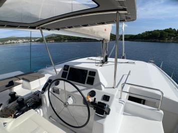 Dufour 48 Catamaran - 4 + 2 cab. Au�enansicht