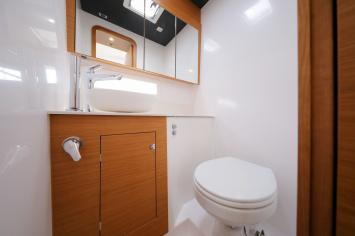 Dufour 48 Catamaran - 4 + 2 cab. Innenansicht