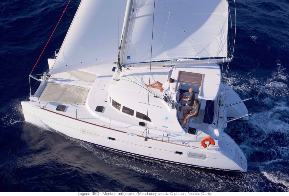 Yachtcharter Lagoon 380 cab 3 Top