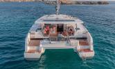 Yachtcharter isla 40 cab 3 Back view