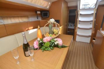 Jeanneau53-5 Innenansicht