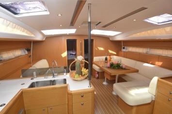 Jeanneau53-8 Innenansicht