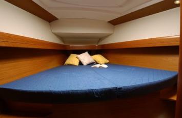 SunOdyssey42i-4 Innenansicht