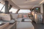 Yachtcharter Isla40 3