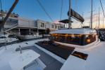 Yachtcharter BaliCatspace FUX 4 Sail / AC + GEN 7