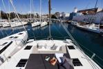 Yachtcharter BaliCatspace FUX 4 Sail / AC + GEN 10
