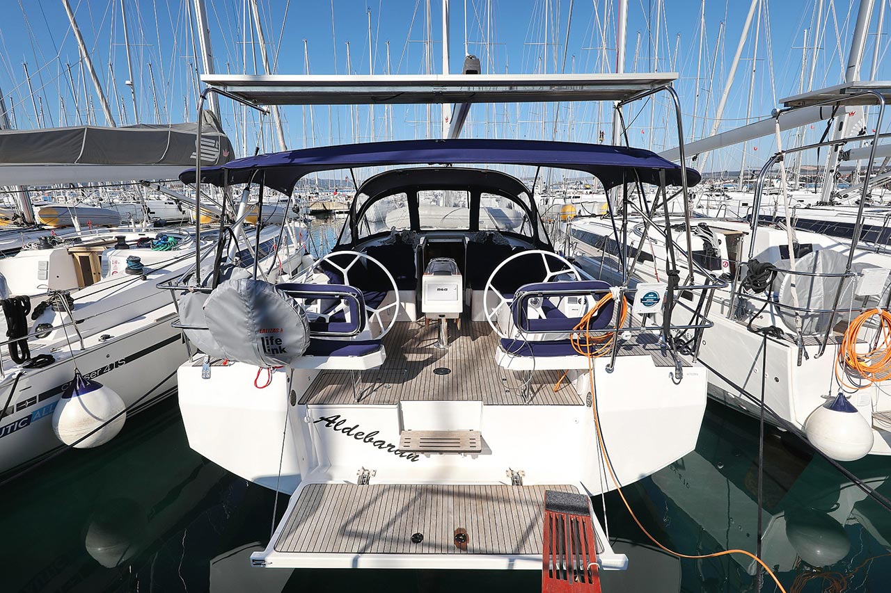 Yachtcharter BavariaC42 Aldebaran