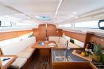 Yachtcharter Bavaria Cruiser 33 Cleopatra aussenansicht 10