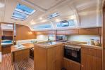 Yachtcharter Bavaria37Cruiser 6